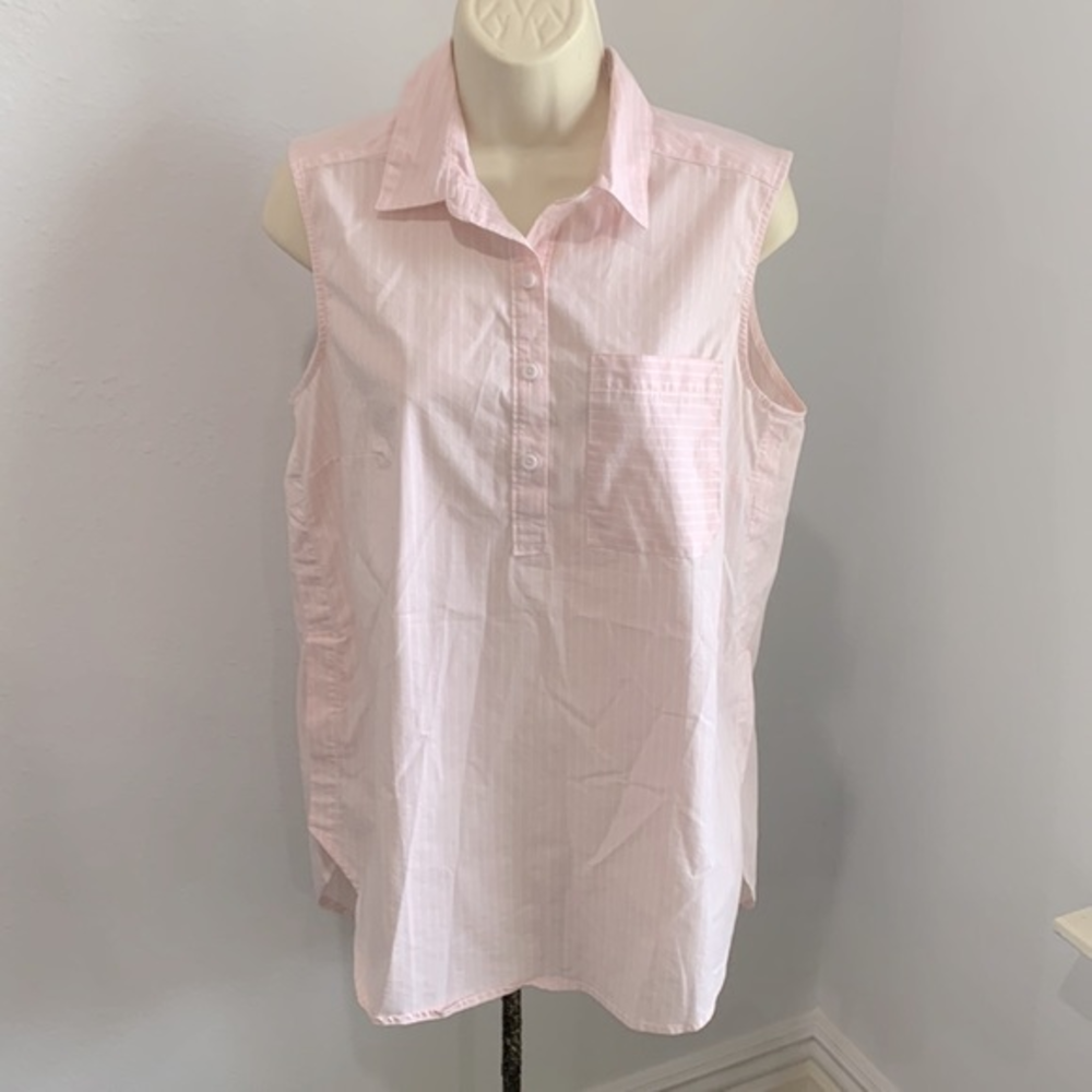Eddie Bauer Women’s Classic Fit Cotton Sleeveless Top Size Med Pink Striped